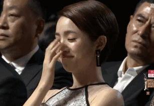 胡歌老婆吃瓜视频,揭秘明星夫妻背后的故事