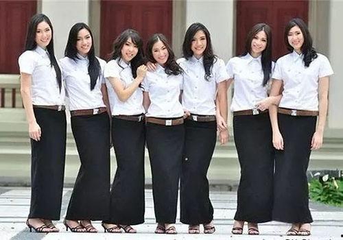 深圳高中生校服视频吃瓜,一场关于青春与时尚的“吃瓜”盛宴